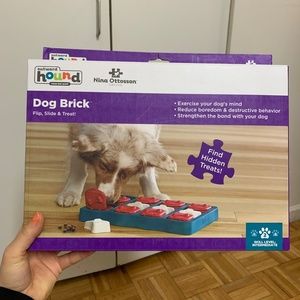 Nina ottosson Sweden dog brick
